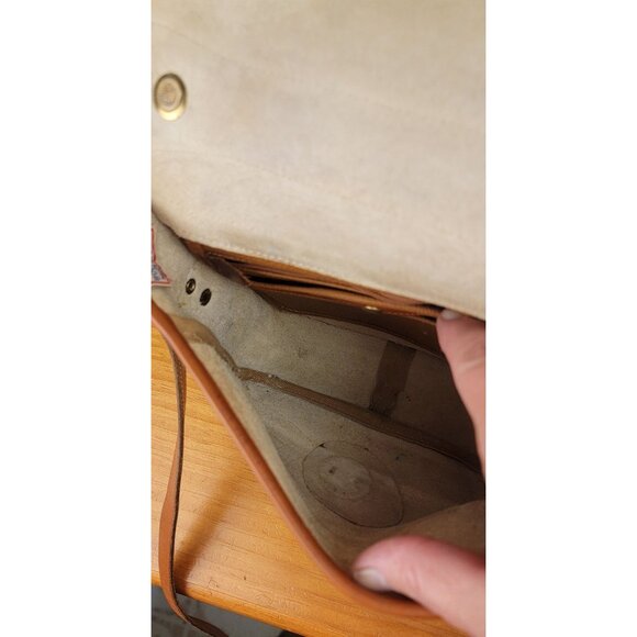 Vintage Dooney & Bourke All-Weather Leather Surrey Crossbody Bag - Picture 11 of 16